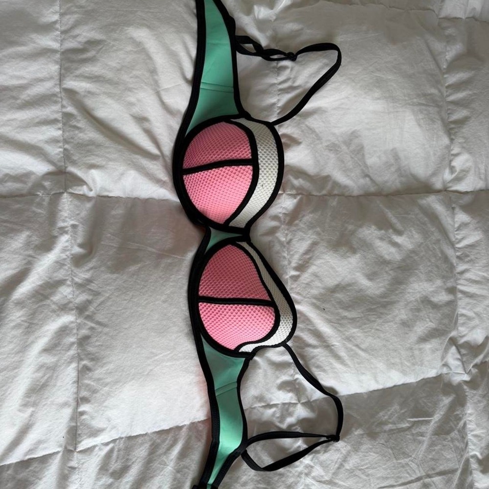 Triangl bikini top with pink mesh panels and white trim, size S